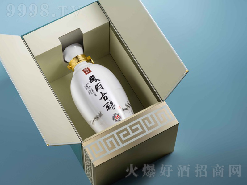 �ո���ᄾ�8�Y�� �����Ͱ׾ơ�42�� 500ml��