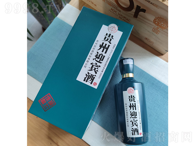 �F��ӭ�e��ʢ����� �u���Ͱ׾ơ�53�� 500ml��