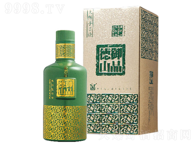 ��Ʒ��ɽ��80���Сƿ �����Ͱ׾ơ�45�� 100ml��