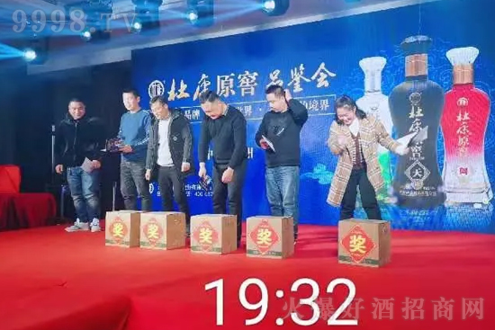 �\(y��n)����ǙC(j��)������ײ�������Ŭ�����Ј��_�أ��ſ�ԭ��һֱ��·�ϣ�