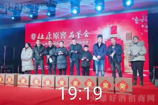 �\(y��n)����ǙC(j��)������ײ�������Ŭ�����Ј��_�أ��ſ�ԭ��һֱ��·����