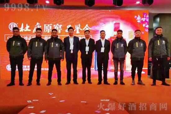 �\(y��n)����ǙC(j��)������ײ�������Ŭ�����Ј��_�����ſ�ԭ��һֱ��·����