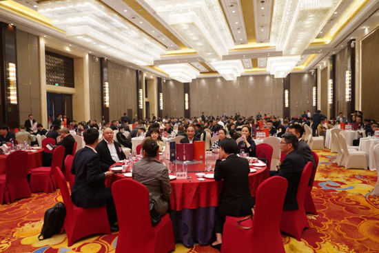 ��Z���״��x�����ڳɶ��A�M�e��