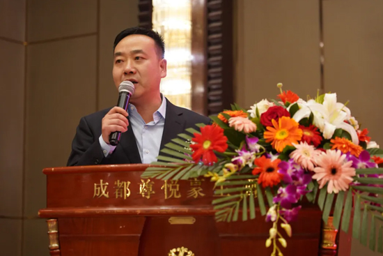 ��Z���״��x�����ڳɶ��A�M�e��