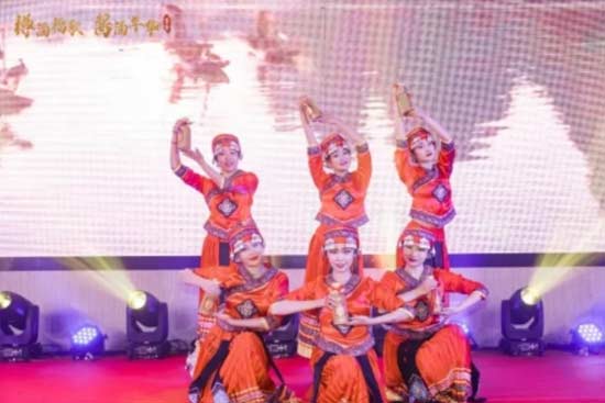 ���󸣽Ѳ�Ʒ�b����