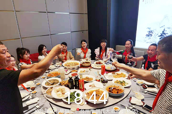 Сé֮��ϟ����ƻ������Ȧ����Ǭ�ƘI(y��)2021ǧ���f��Ʒ�b��Ȧ�۟o��(sh��)��