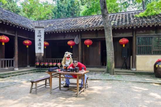 ���(y��ng)��