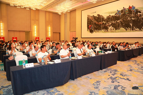 �ڸ���ԃ���F(tu��n)8����c�������S200�f�ت�(ji��ng)��(j��ng)�I(y��ng)����F(tu��n)�(du��)