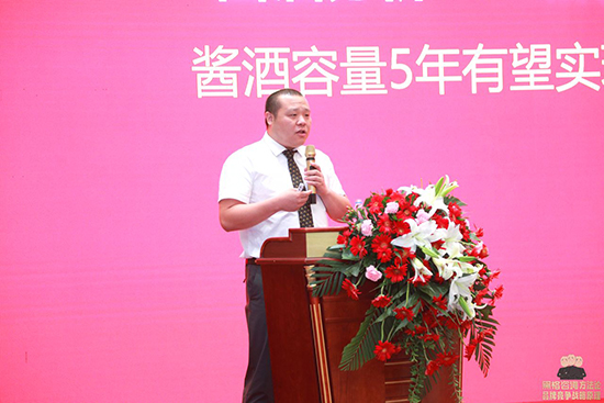 �ڸ���ԃ���F(tu��n)8����c�������S200�f�ت�(ji��ng)��(j��ng)�I(y��ng)����F(tu��n)�(du��)