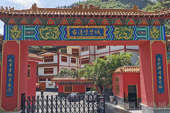 ���ܿ��N���ƣ�����(r��n)�Լ��f(shu��)������OEM������һ�l������(w��)����Įa(ch��n)Ʒ��������