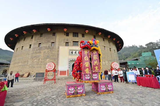 ��Ʒé�_(t��i)�u�����p�ͼ����ǡ�����é�_(t��i)�u��ϵ�о�Ʒ�b֮ҹ���������Ǿ��ʳʬF(xi��n)