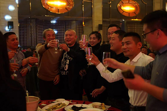 ���������������A|��Z������Ʒ����Ʒ�b��(hu��)���ల�ո��(y��ng)��