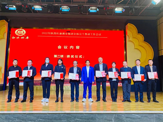 ����ˮ�ſ�����ӛ��������ſ�ǧ��ŏR��(hu��)&���F(tu��n)ȫ�T��Ӗ(x��n)���Y(ji��)��(hu��)�A�M(m��n)�e�k��