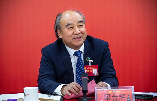 ���ž�����ӛ���ھŌ����ߵ�ʮһ�Õ��T�����������Ε��h�A�M�e�k