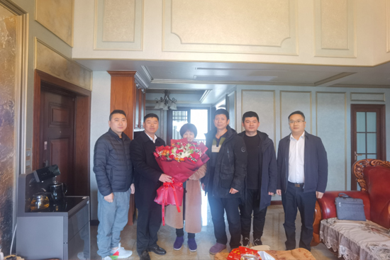 ��ů���_(k��i)��M�u��-é�_(t��i)�u��ƠI(y��ng)�N���޹�˾�hίί���Ј�(ch��ng)���鲿�����T���Ҍ�