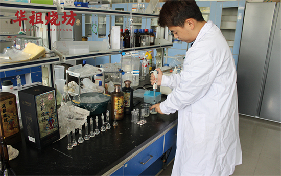 �A������c�FꖌWԺ���w�о����ĺ������s�����ƃxʽ�A�M�e�У�