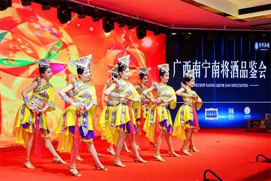 �F���ό� ǰ;�o��ح���ό�ʽ��Ʒ�b�����¸߶�