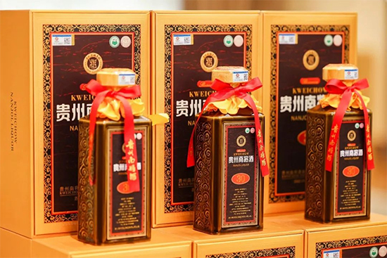 �F���ό� ǰ;�o��ح���ό�ʽ��Ʒ�b�����¸߶�