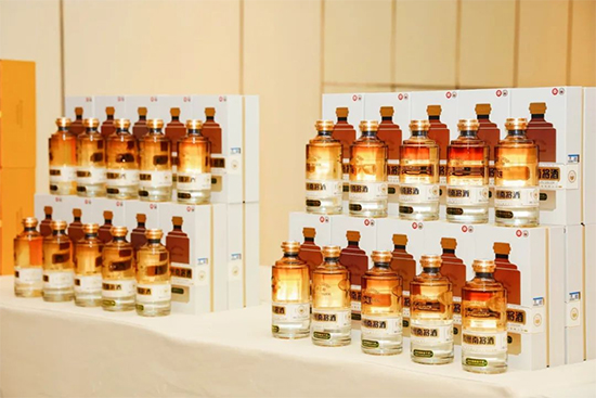 �F���ό� ǰ;�o��ح���ό�ʽ��Ʒ�b�����¸߶�