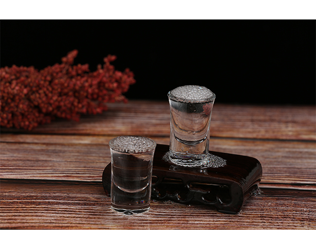 ��С����V30�����Ͱ׾�