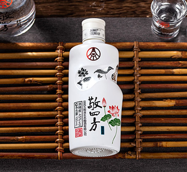 敬四方酒 濃香型白酒【45° 100ml】