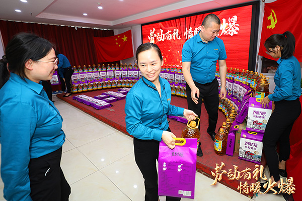 �ڄ��жY����ů�𱬣��𱬾W(w��ng)��T��������һ�ڄӹ�(ji��)������