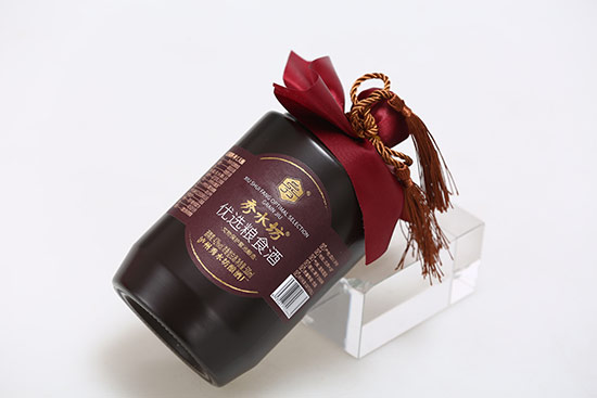 秀水坊優(yōu)選糧食酒濃香型【42度500ml】