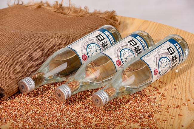 ��ˮ�������׾�42��500ml�����Ͱ׾�