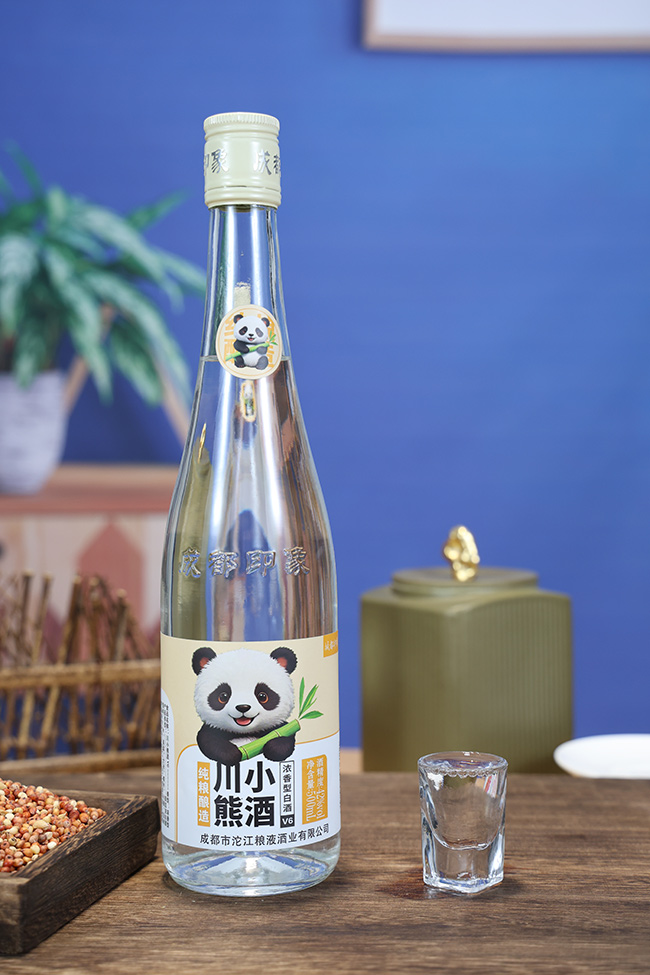 ��С�ܾƝ����Ͱ׾�V6��42��500ml��